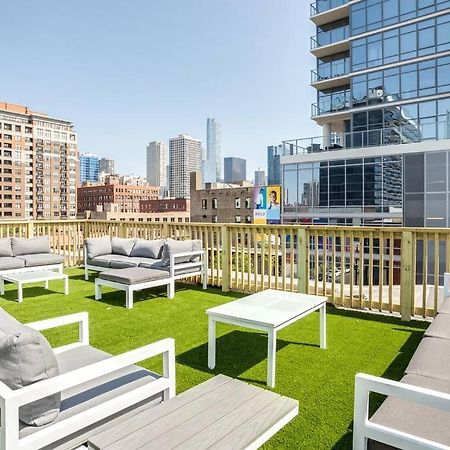 Luxury Downtown Penthouse With Private Rooftop Chicago Exterior photo